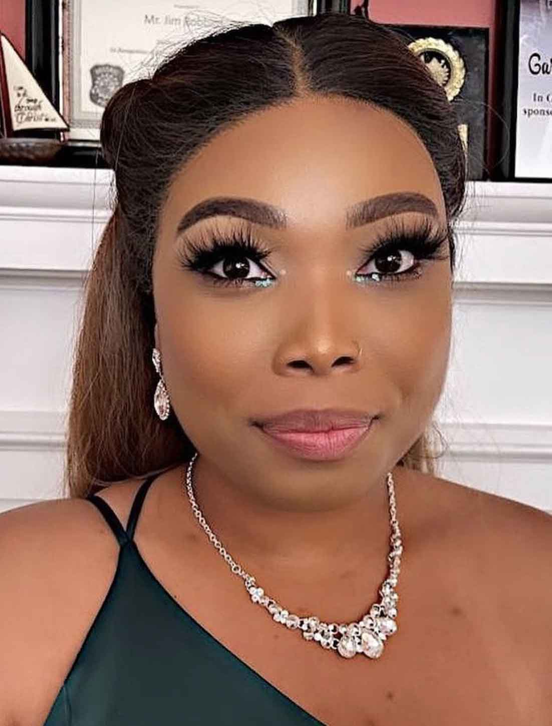 About Us 3 Professional Makeup Artist, makeup, makeup artist